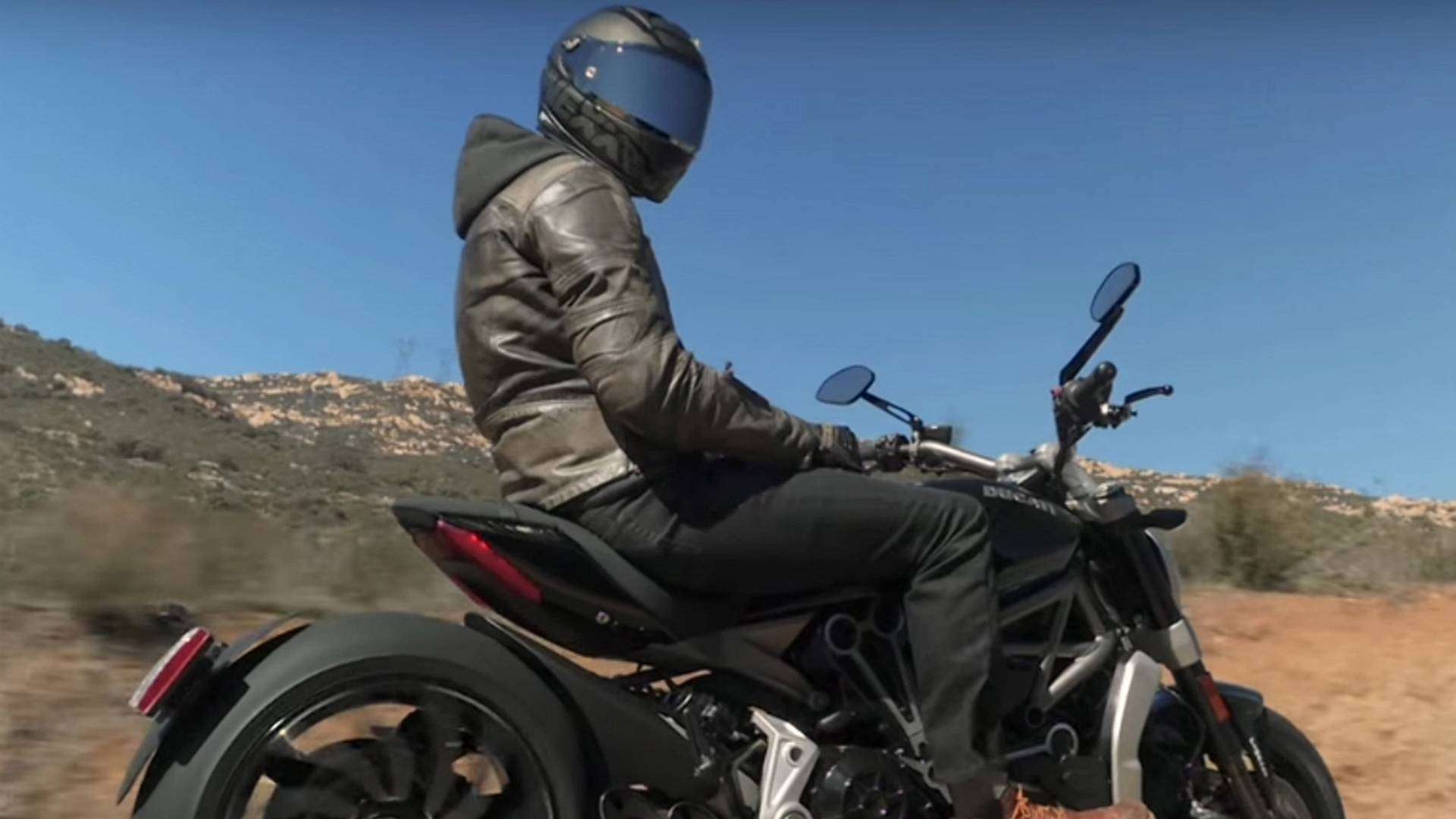 best-motorcycle-gear-for-heat